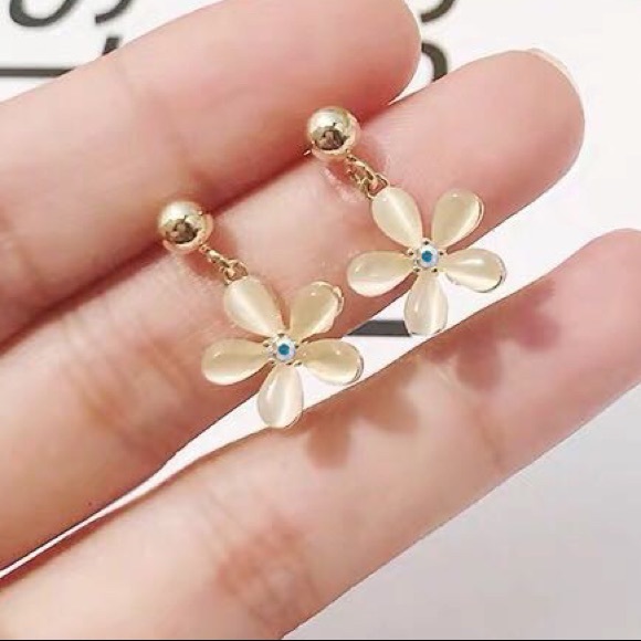 🔸2 for $15🔸Earrings - Picture 6 of 6